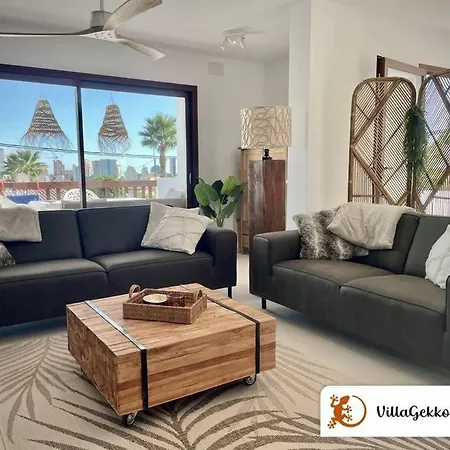 Villa Off-grid Luxury With Tikibar By The Pool. Calpe
