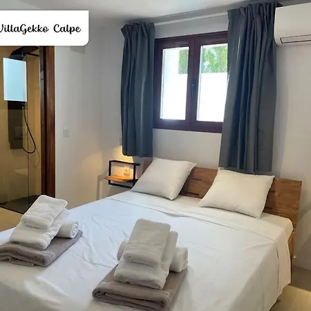 Villa Off-grid Luxury With Tikibar By The Pool. Calpe